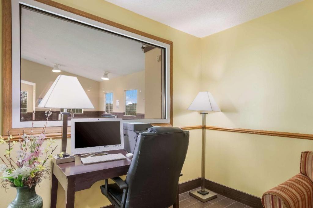 Quality Inn Edgerton Zewnętrze zdjęcie